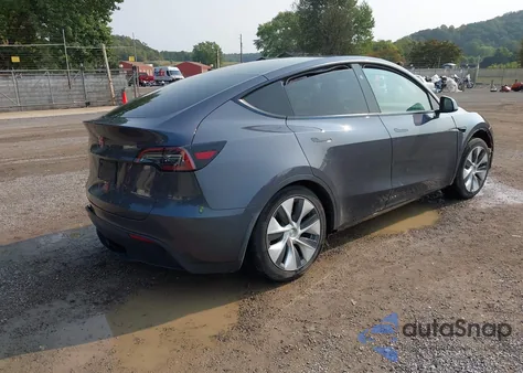 2023 Tesla Model Y Awd/Long Range Dual Motor All-Wheel Drive из США, поврежденный, VIN 7SAYGAEE5PF829394